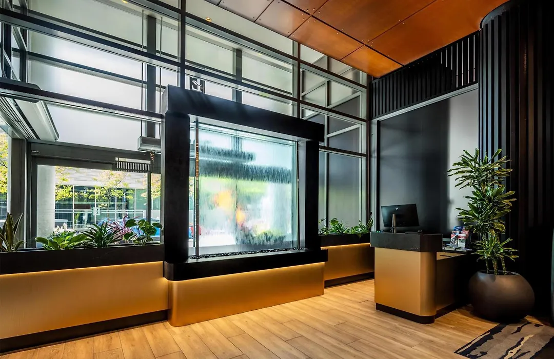 Embassy Suites By Hilton - Montreal-1