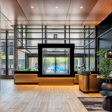 Embassy Suites By Hilton - Montreal-3